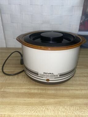 Crock-ette By Rival Slow Cooker Vintage Mini Brown Electric Food Cooker With Lid